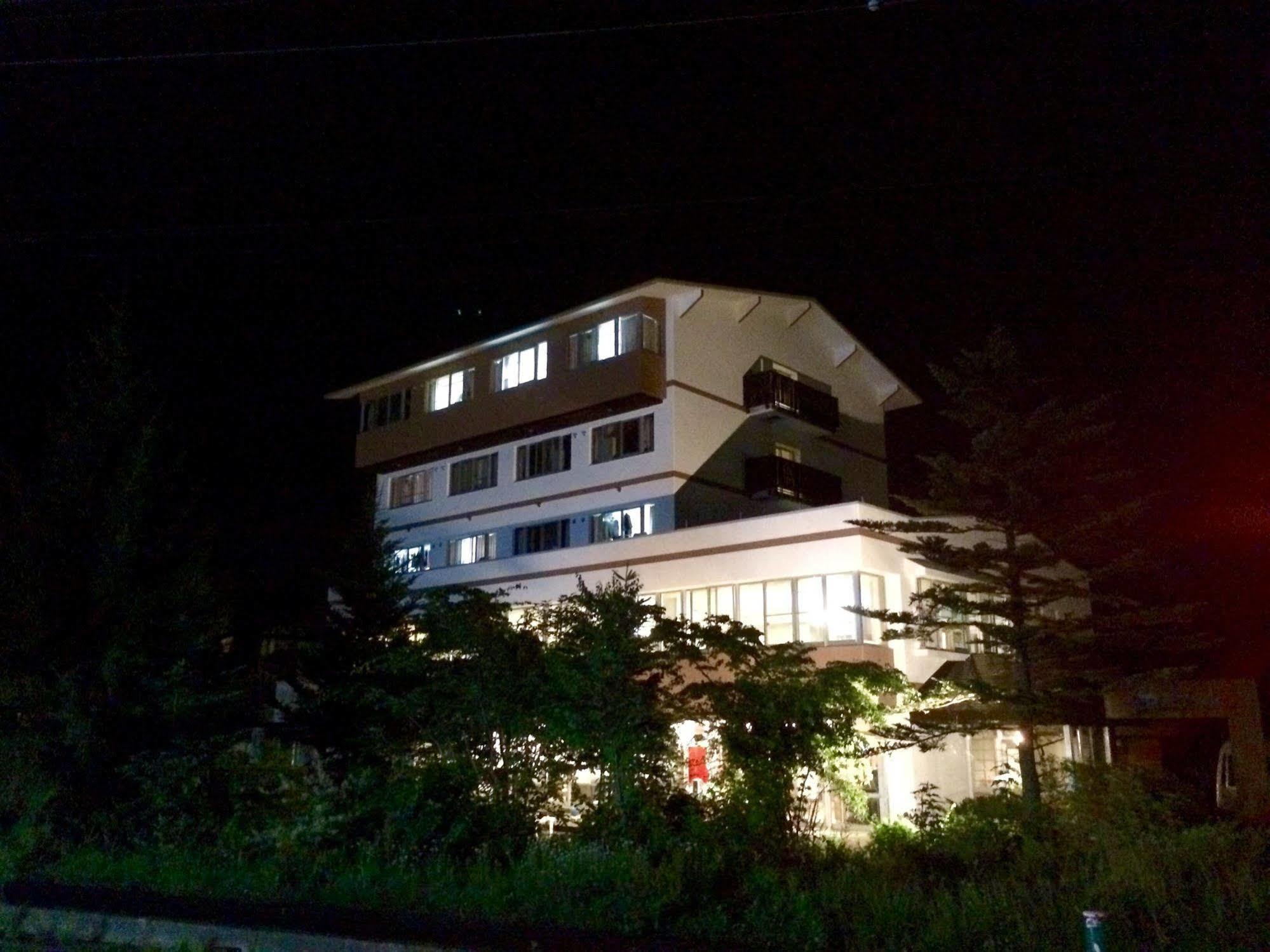 Mountside Jodel Hotel Hakuba Buitenkant foto