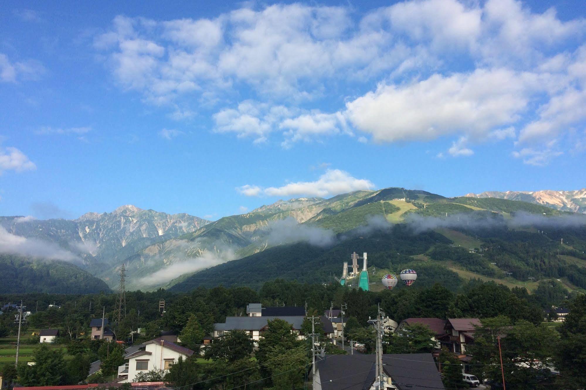 Mountside Jodel Hotel Hakuba Buitenkant foto